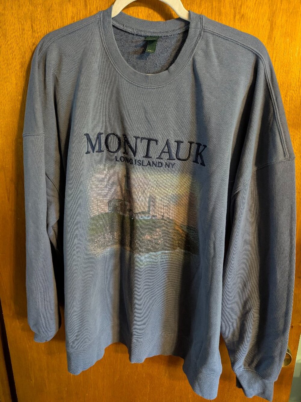 Wild Fable sweatshirt MOTAUK